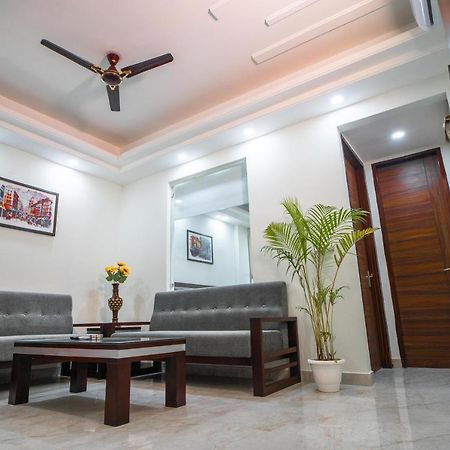 The Lodgers 1 Bhk Serviced Apartment Golf Course Road Gurgaon Buitenkant foto